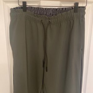 Athleta Metropolis Joggers Olive Green Sz 6